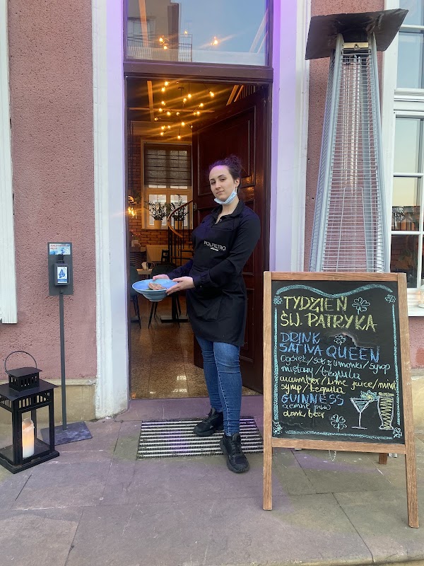 Restauracja Półpiętro - zdjęcie 1