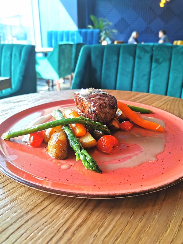 Mon Balzac Restaurant & Piano Bar - zdjęcie 3