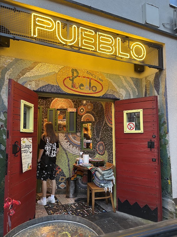 Pueblo
